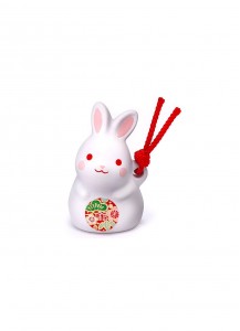 Малый кролик-колокольчик (символ 2023 года) от Yakushigama –Парча счастья– [60×40мм]
