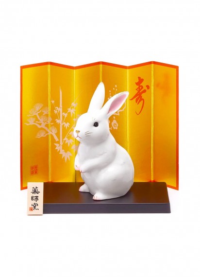 Большой кролик (символ 2023 года) с ширмой от Yakushigama [105×65мм]